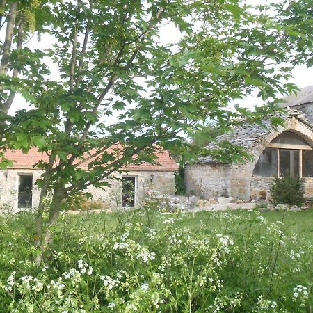 Chambres Du Domaine De Bombes Mostuéjouls Exteriér fotografie